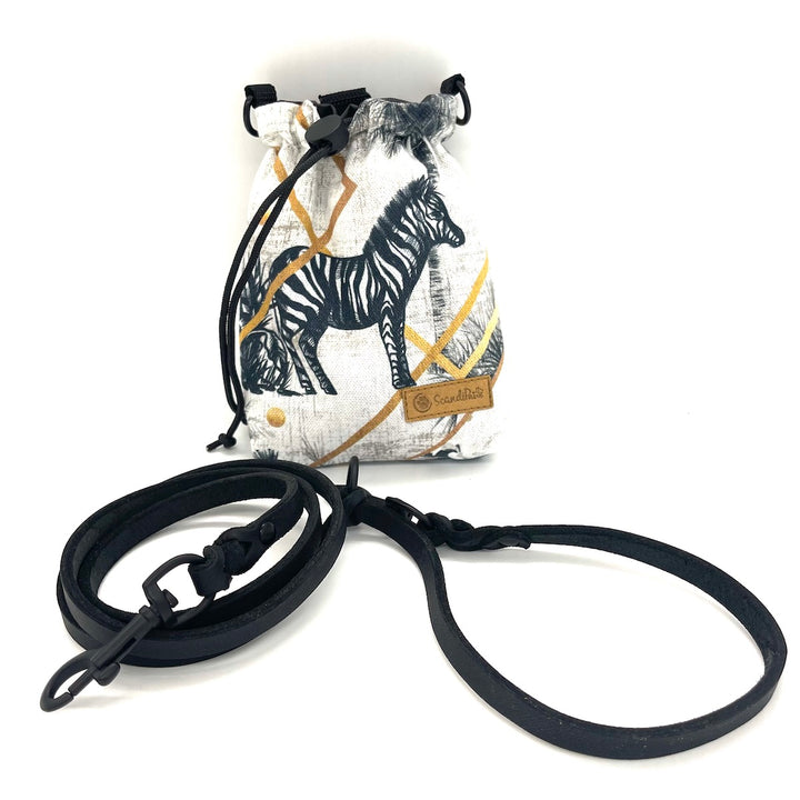 Hunde Leckerlibeutel Goodiebag und Futterbeutel Zebra Africa