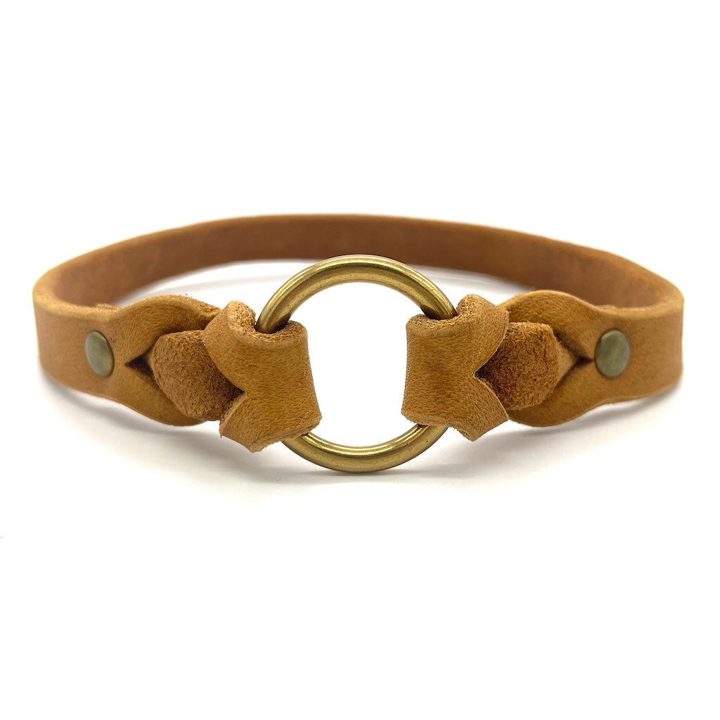 Markenhalsband aus Fettleder für die Steuernummer und Namensmarke von Hunden Cognac Braun